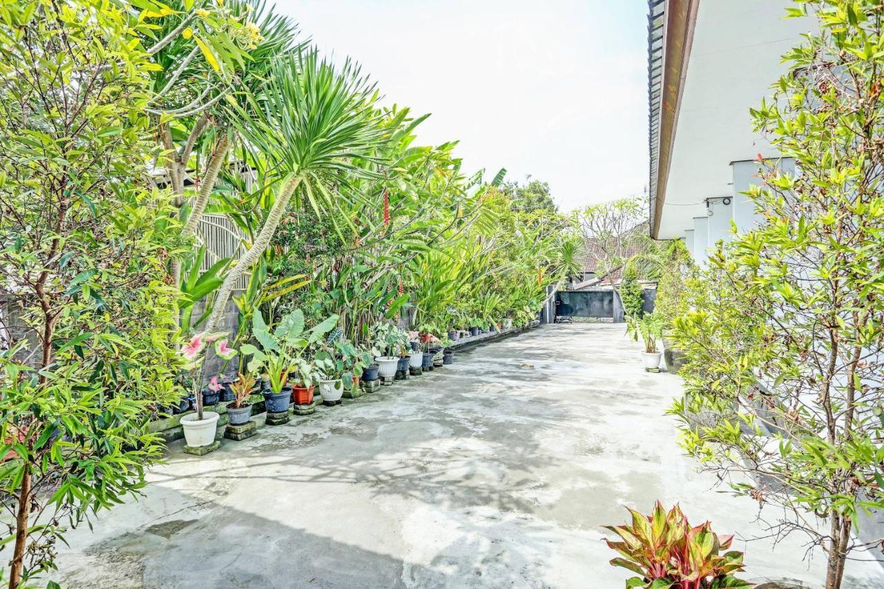 Spot On 91197 Pondok Rahayu Hotel Kerobokan  Exterior photo