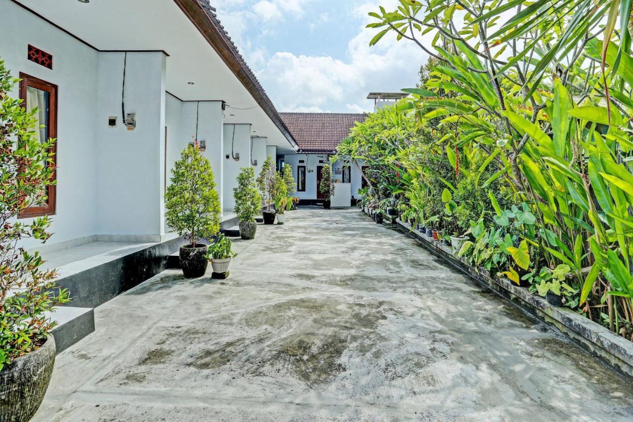 Spot On 91197 Pondok Rahayu Hotel Kerobokan  Exterior photo
